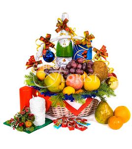 Корзина &#39;&#39;Новогодняя&#39;&#39;. Большая корзина с фруктами, сладостями и шампанским как нельзя лучше подойдет к новогоднему столу.